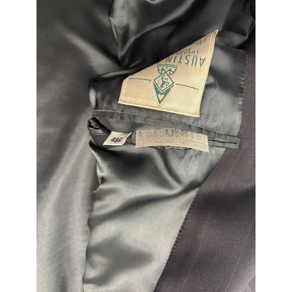 vtg 90s Austin‎ Reed 48R 40x30 Navy Blue Stripe 2pc Pant Suit Wool USA Pleated